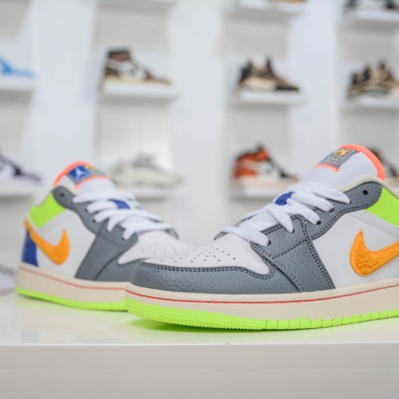Air Jordan 1 Low AJ1